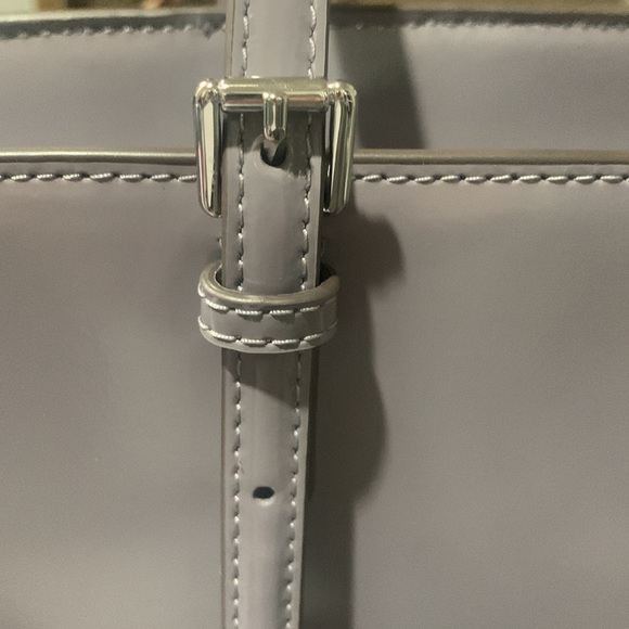 Tory Burch Emerson grey patent leather tote NWT - Picture 8 of 11